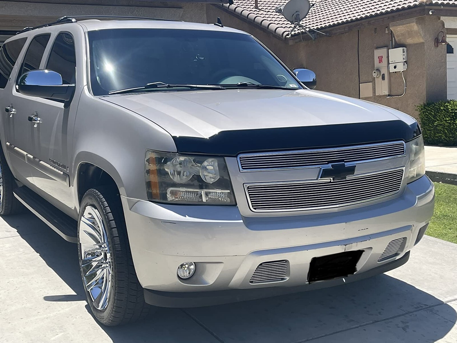 AeroSkin Hood Protector Bug Shield Deflector for 2007-2013 Chevy Tahoe Avalanche