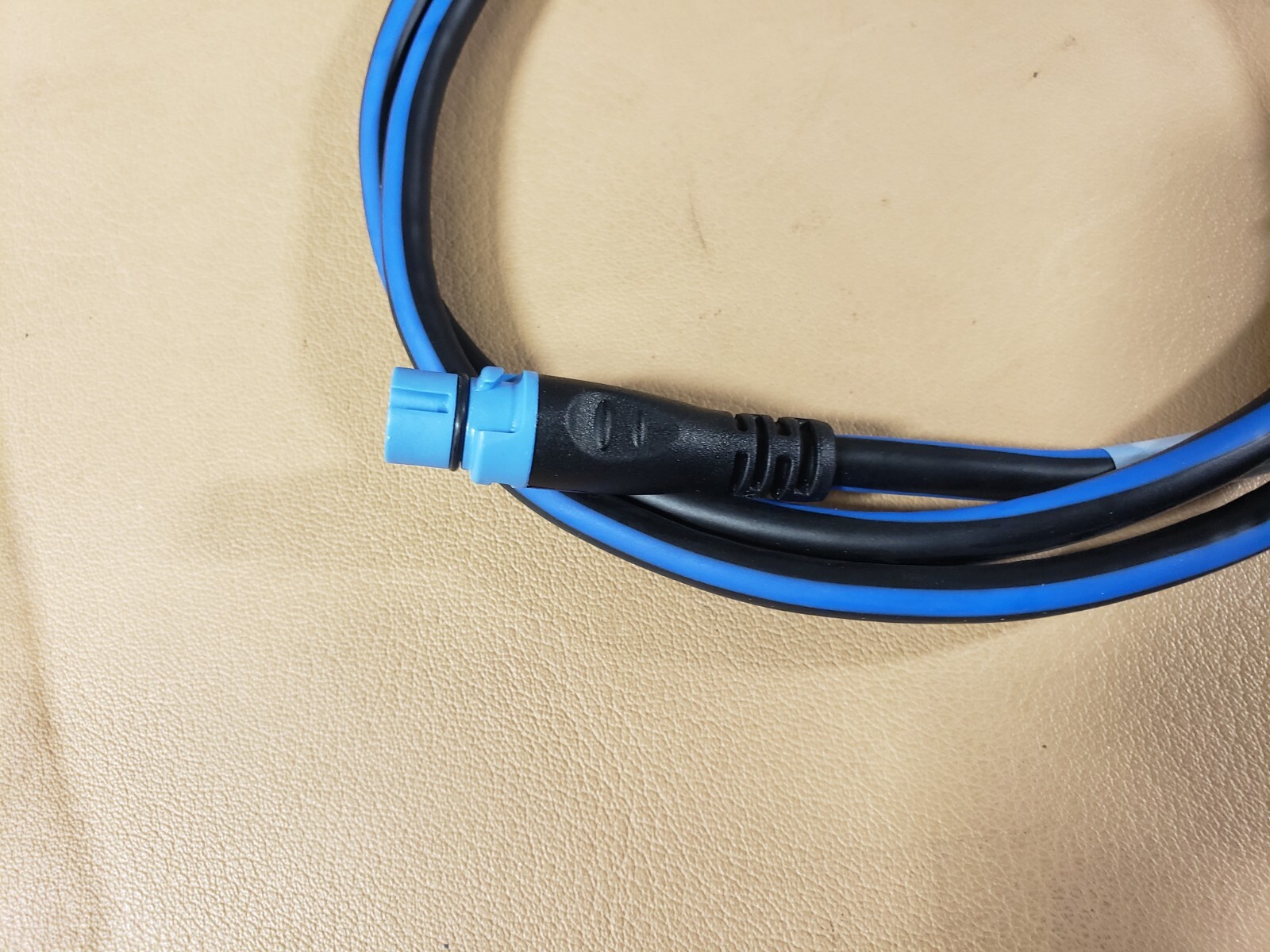 RAYMARINE #A06034 – 1M BACKBONE CABLE FOR SEATALK