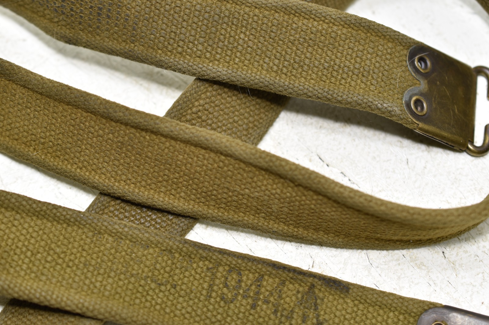 Lee Enfield WWII era 52" MKII Rifle Sling Canvas Green marked 1944