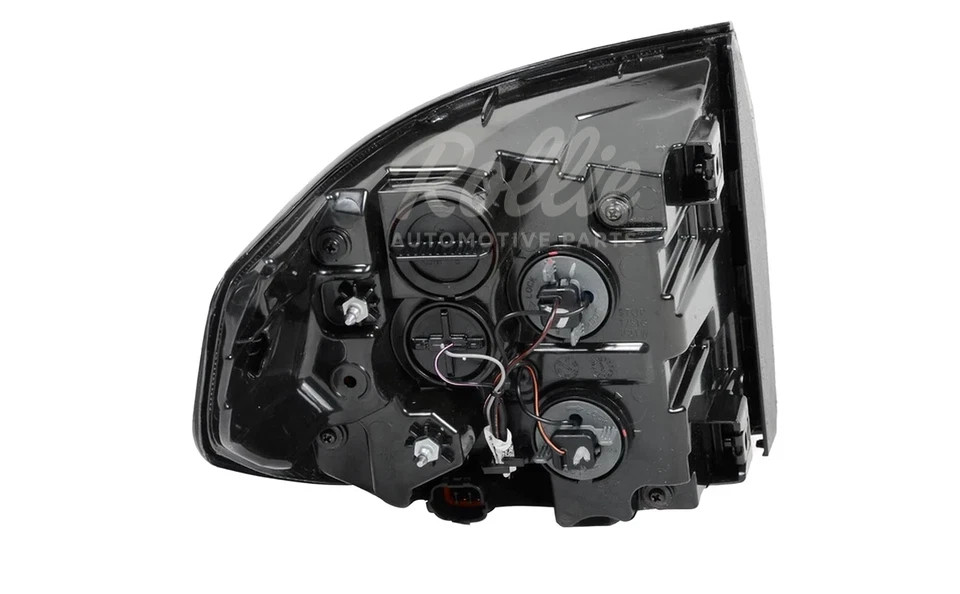 New 2022-2025 Hyundai Santa Cruz Halogen & LED Tail Light Right Passenger OEM