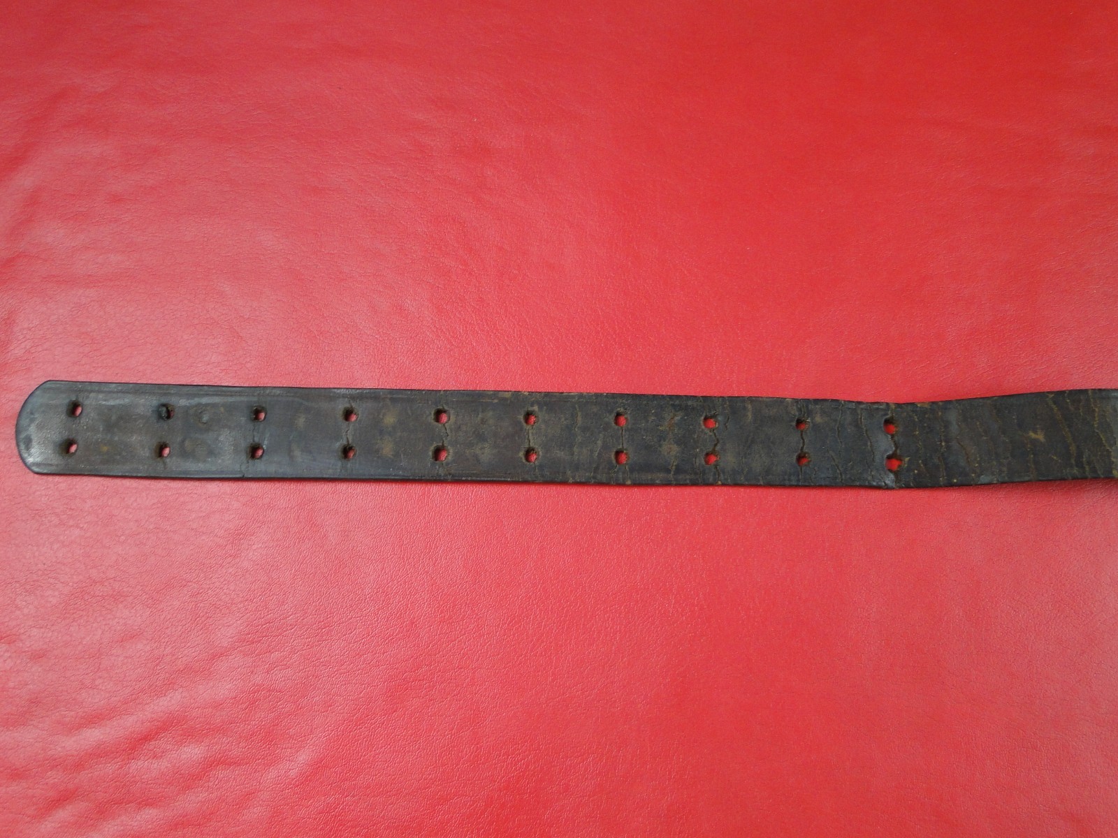 Sling U.S. M1907 Marked ``W.T.& B.Co / 1918 / R.E.W.`` (SMA3480)