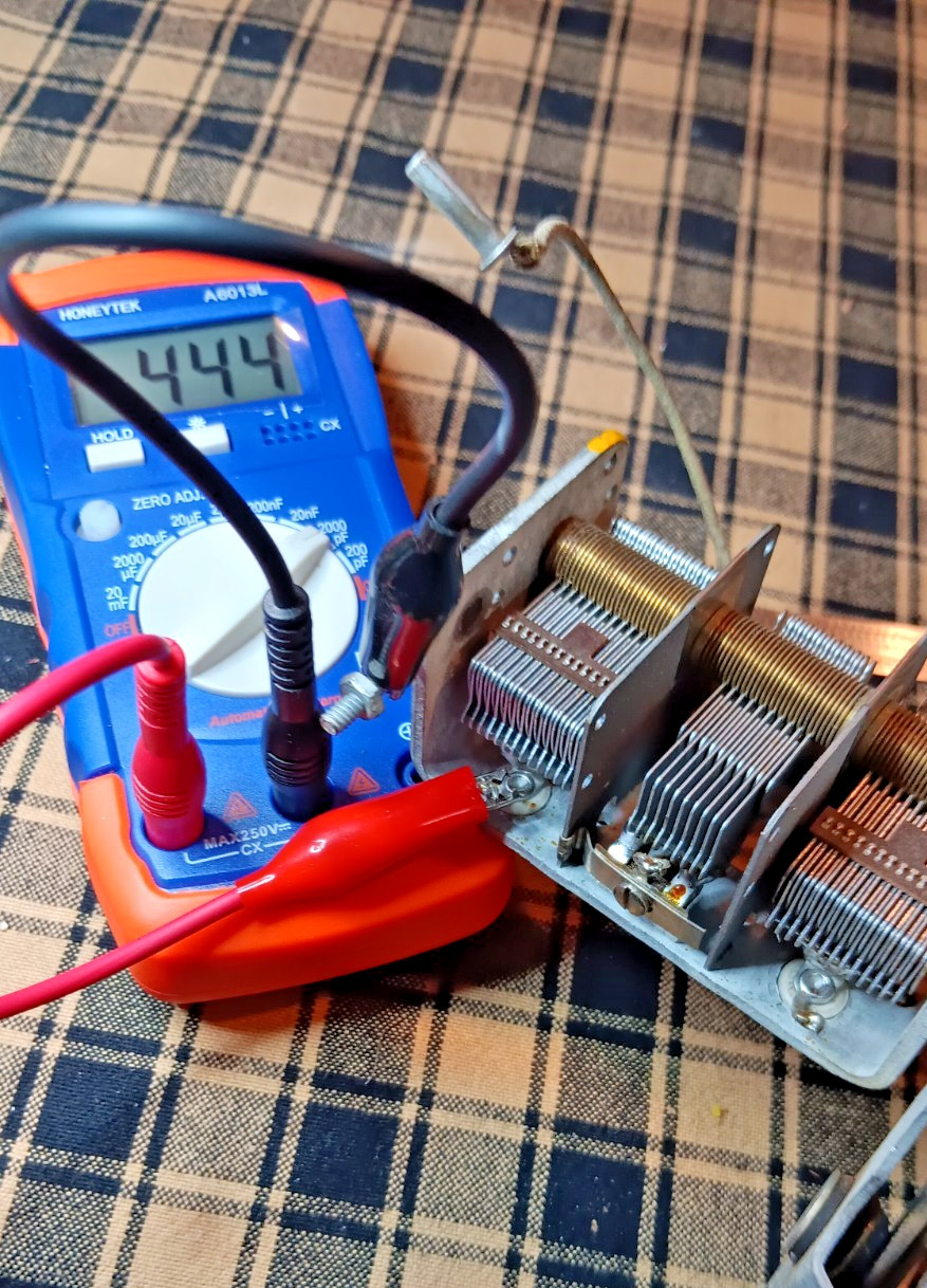 VINTAGE CAPACITOR TRIPLE GANG WITH MAJESTIC FACEPLATE FOR CRYSTAL RADIO