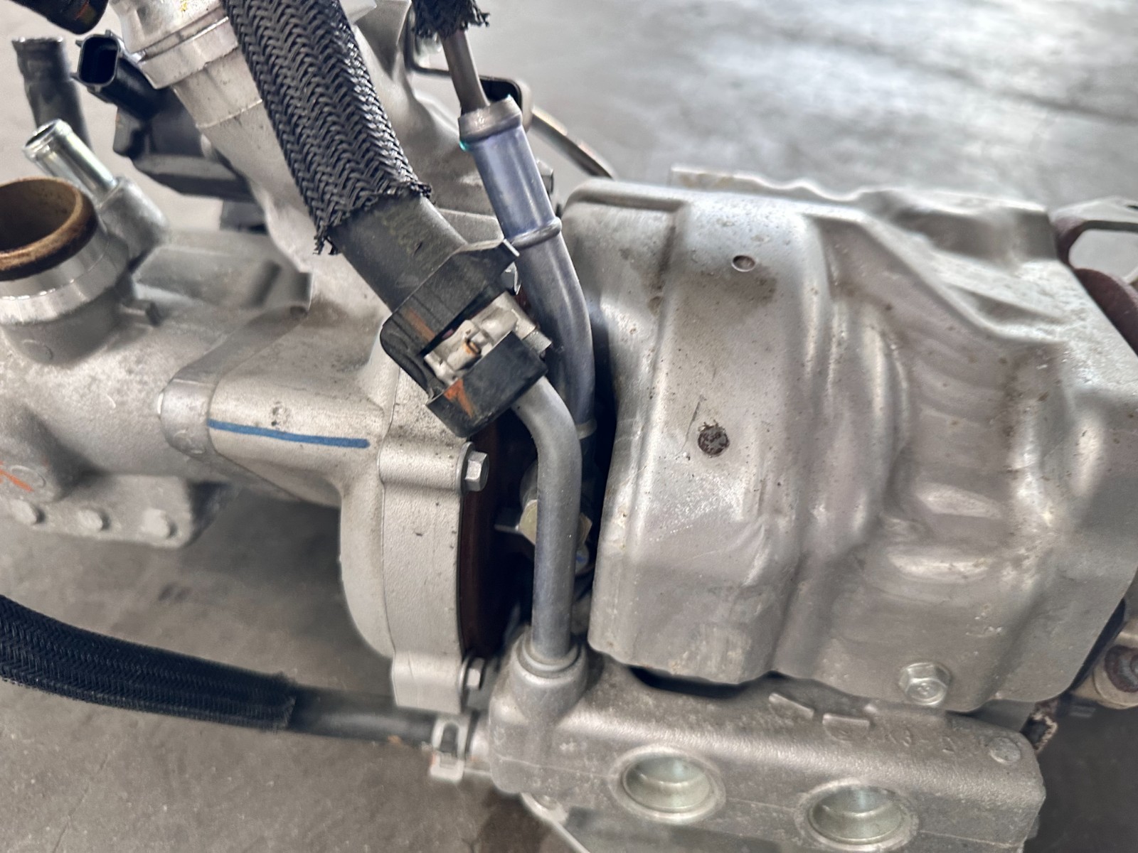 19-25 SUBARU ASCENT TURBOCHARGER EXHAUST MANIFOLD WITH 58K MILES, OEM LOT3648