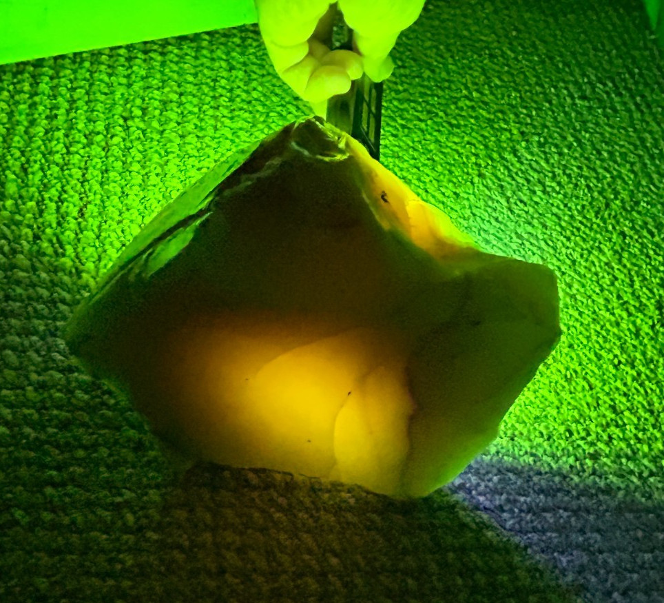 Vintage Uranium Glass Slag Cullet Awesome Glow 6 lbs 10 oz