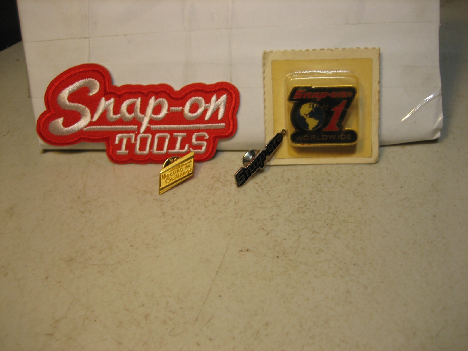 SNAP-ON LOGOS/PINS (4 PIECES) NEW