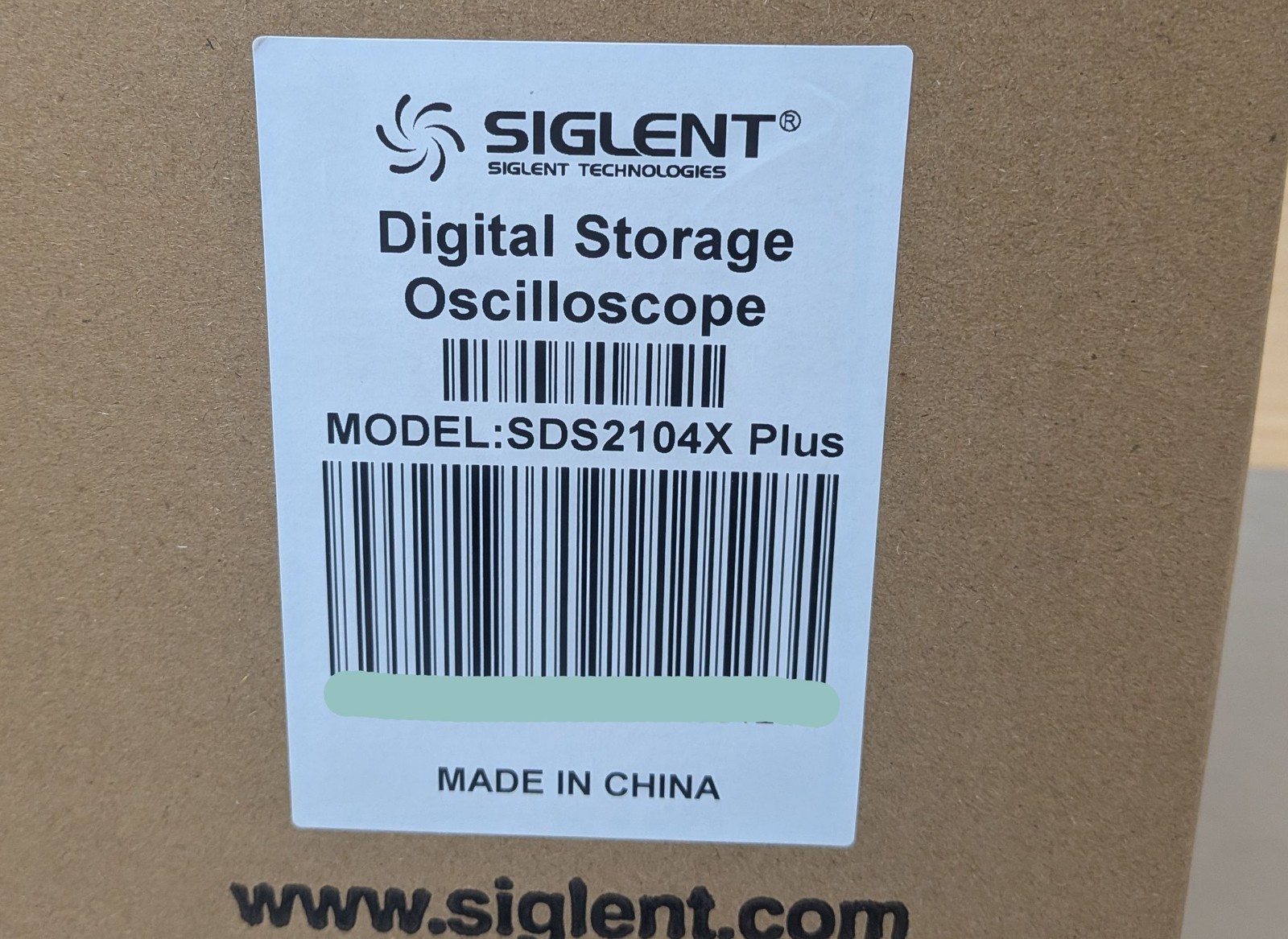 Siglent SDS2104X Plus Digital Storage Oscilloscope - 4CH, 100MHz