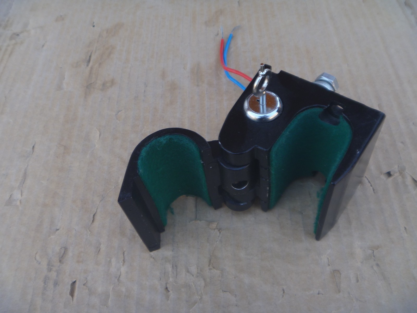 Santa Cruz Universal electric Gun Lock For Rifles