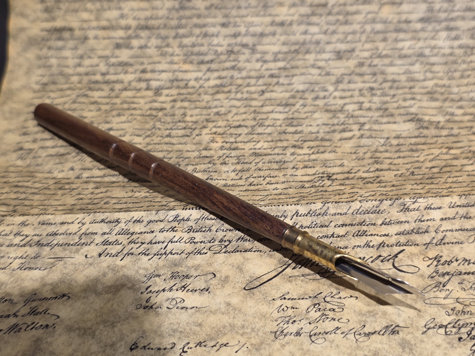 7" Antique Style Wood Turned Single Dip Pen