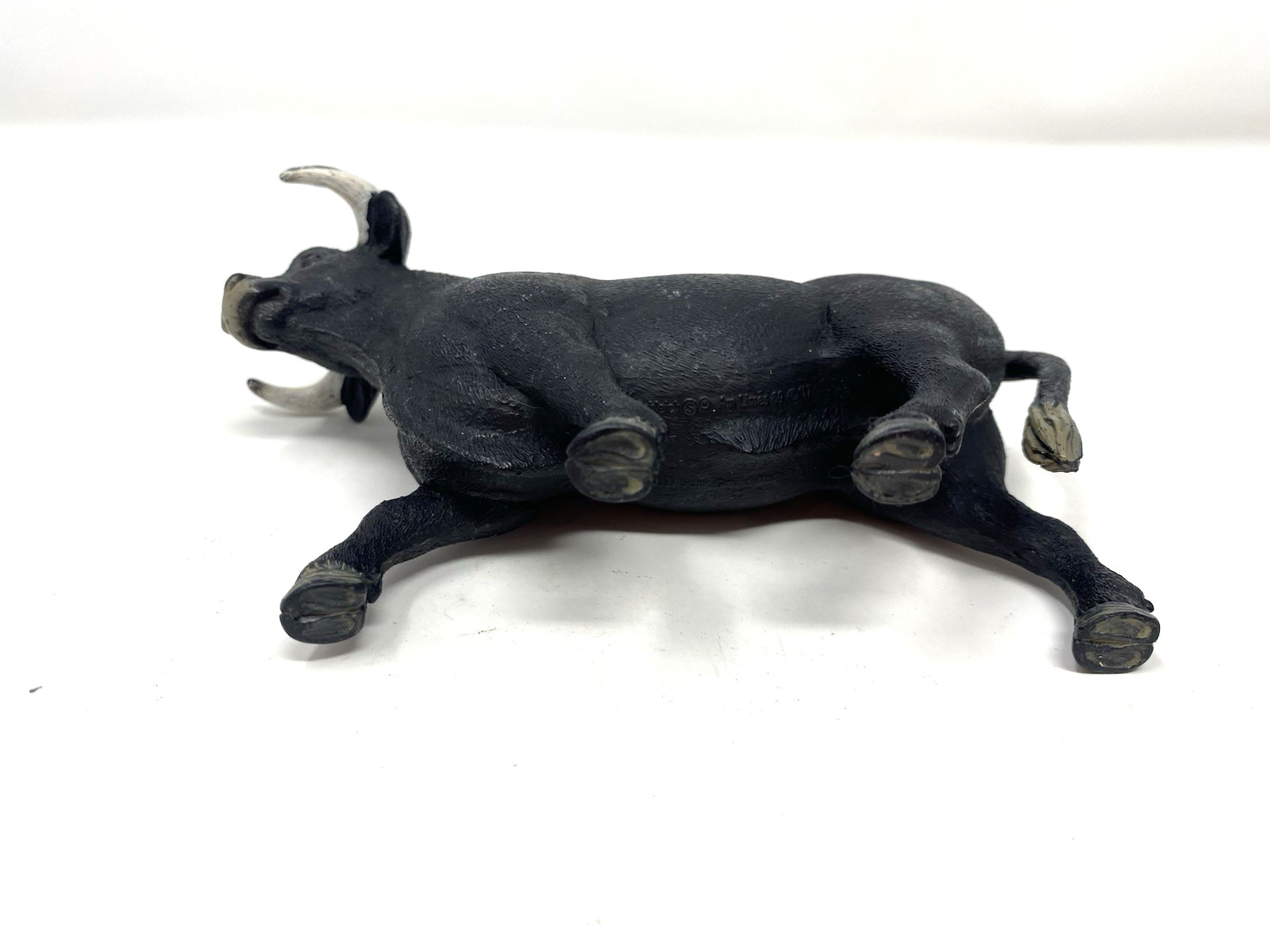 Schleich 2 Texas Longhorn Bulls, Horse & Cowboy Roping Figurines