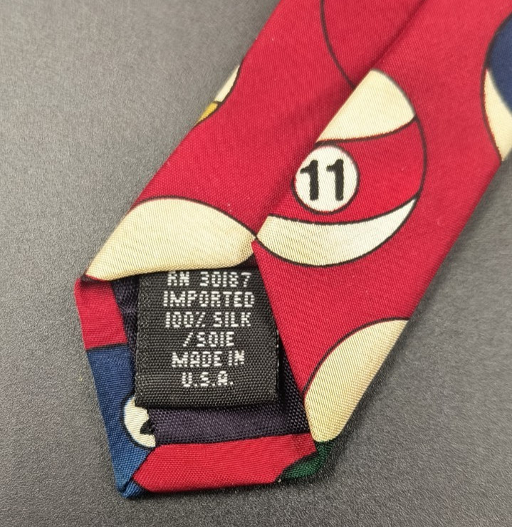 PEANUTS SNOOPY Pool Balls Billiards 100% Silk Neck Tie Made In USA Pool Hall Joe