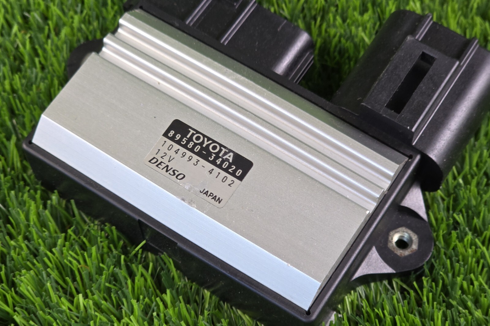 Toyota Tundra 2007-2021 Air pump drive Module 89580-34020 : fits Toyota Sequoia