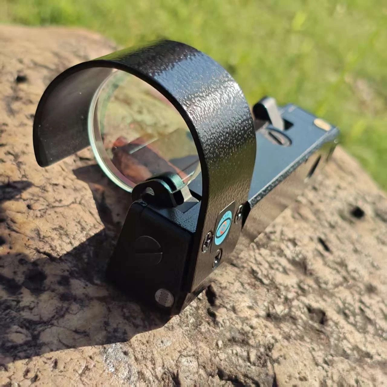 OKP-7 Green Dot Reflex Sight w/Triangle Reticle For Hunting with Picatinny RaiI