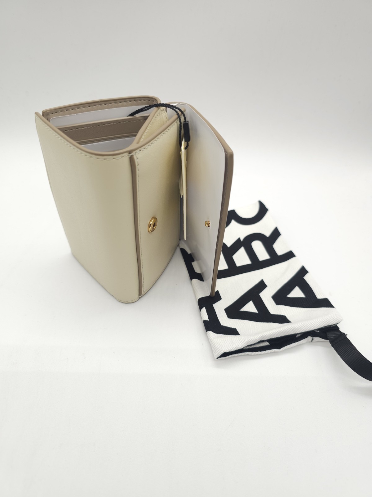 Marc Jacobs J Marc Trifold Leather Wallet Cloud White New