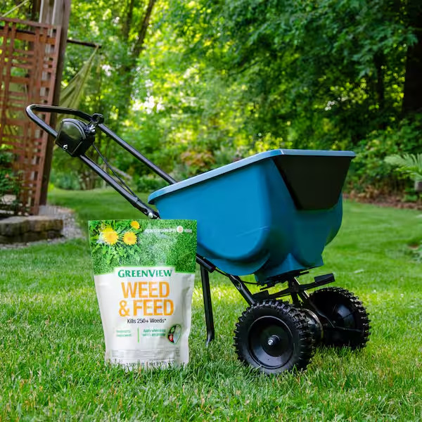 7 Lbs. Weed and Feed, Covers 2,500 Sq. Ft. (27-0-4)