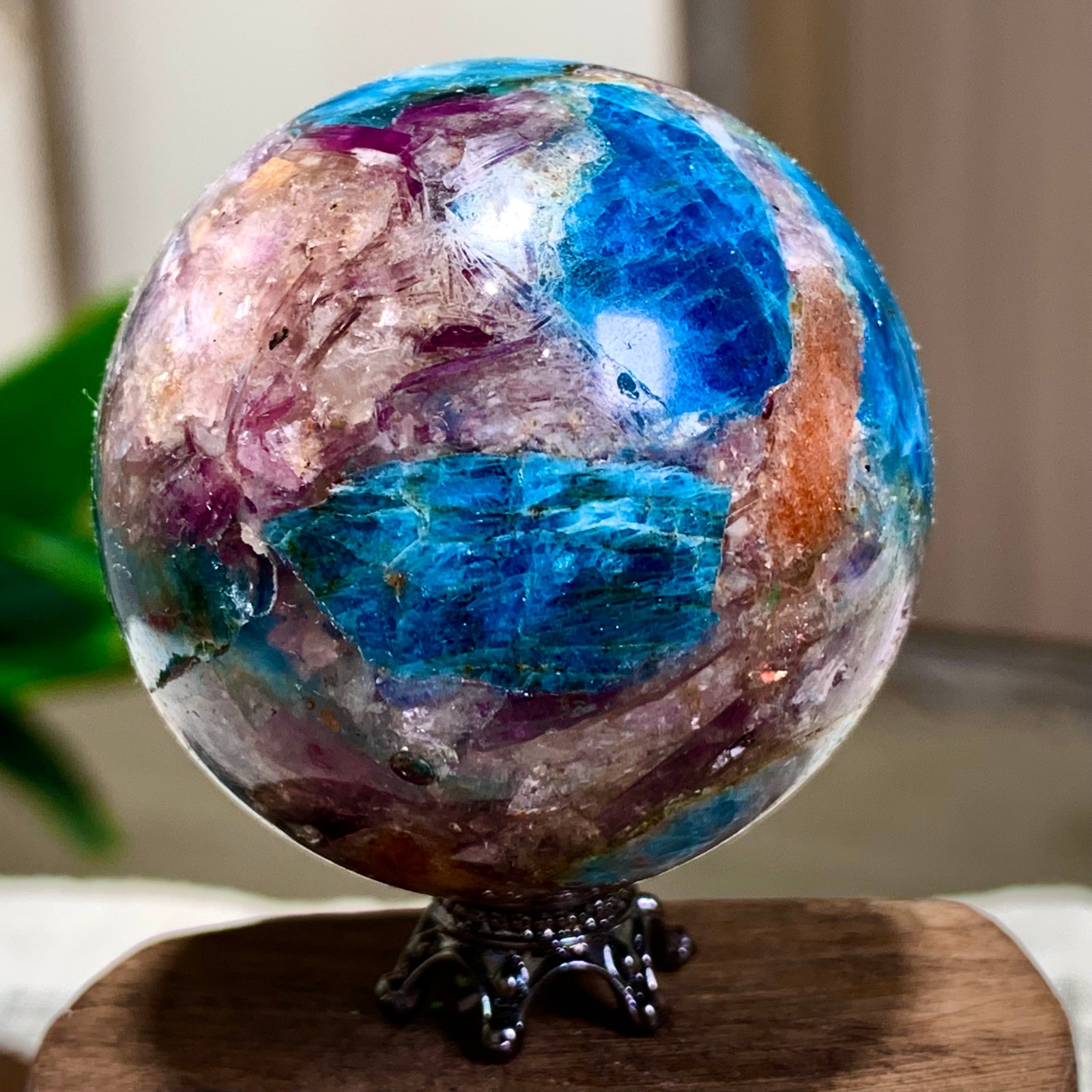 128G Natural Blue Aptite +Sun Stone purple lepidolite Sphere mineral sample