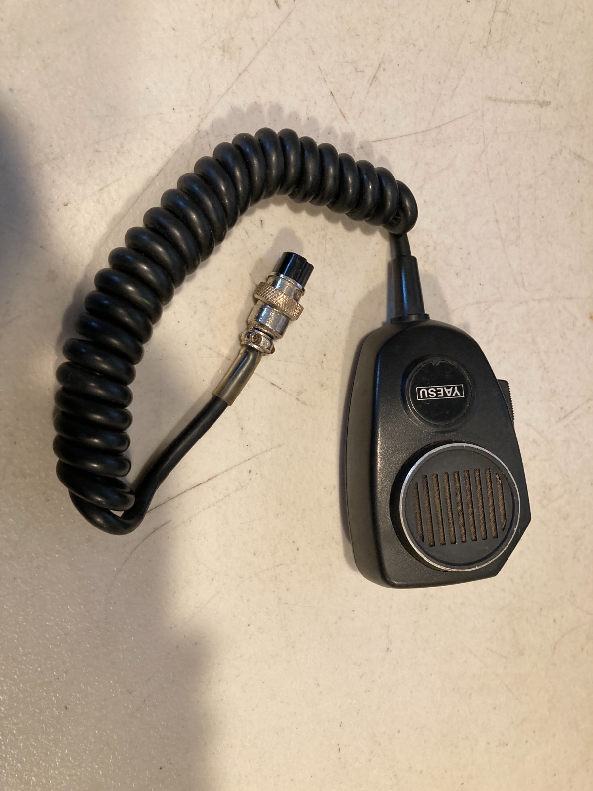 Yaesu FT-301 HF Amateur Radio Transceiver Solid-State W/ FV-301 VFO