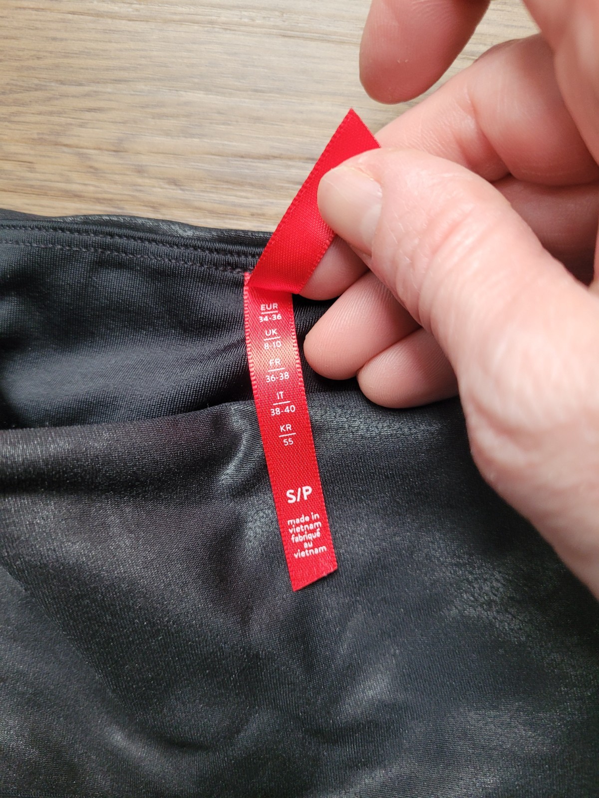 Spanx womens moto leggings faux leather sz S EUC