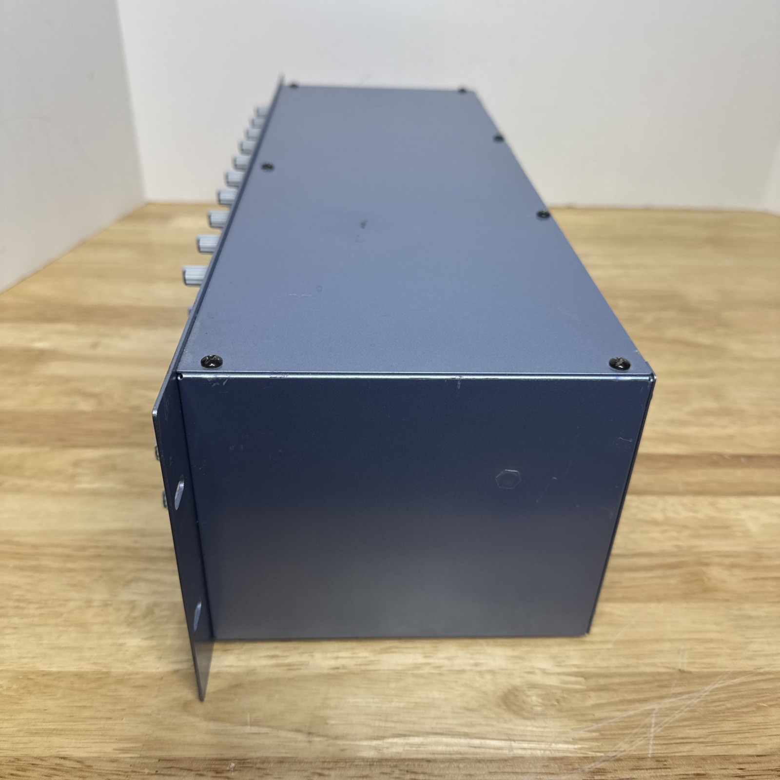 Alesis MultiMix 12R 12-Channel Rack Mount Analog Mixer w/ 8 XLR Mic Inputs