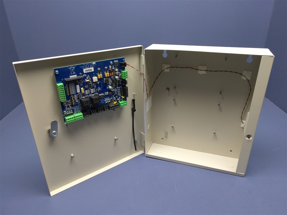 Software House RM-4E Door Control Module in RM-DCM-2 Enclosure
