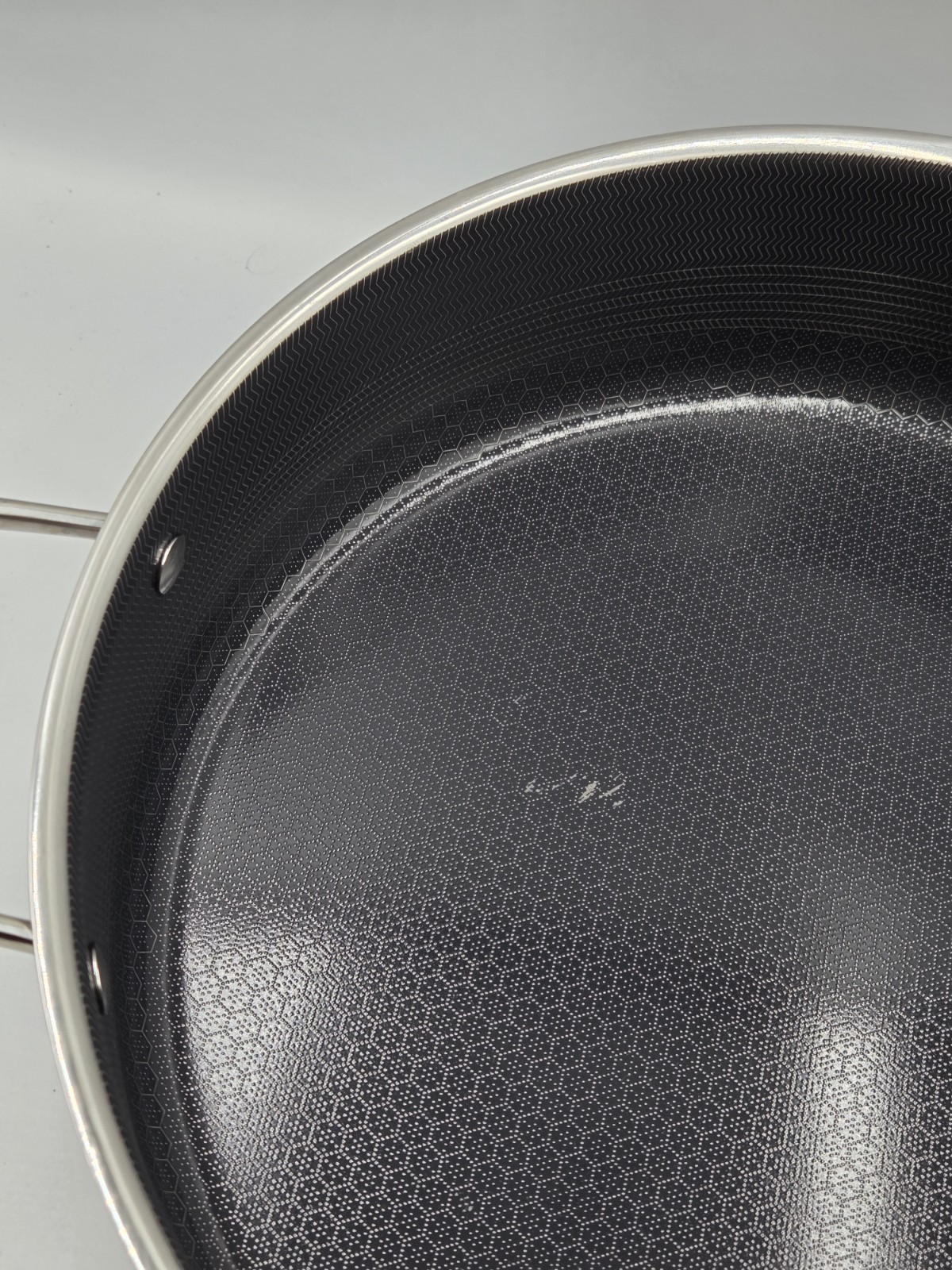 HexClad Hybrid 7-Quart Sauté Pan / Chicken Fryer - No Lid - Used Good Condition