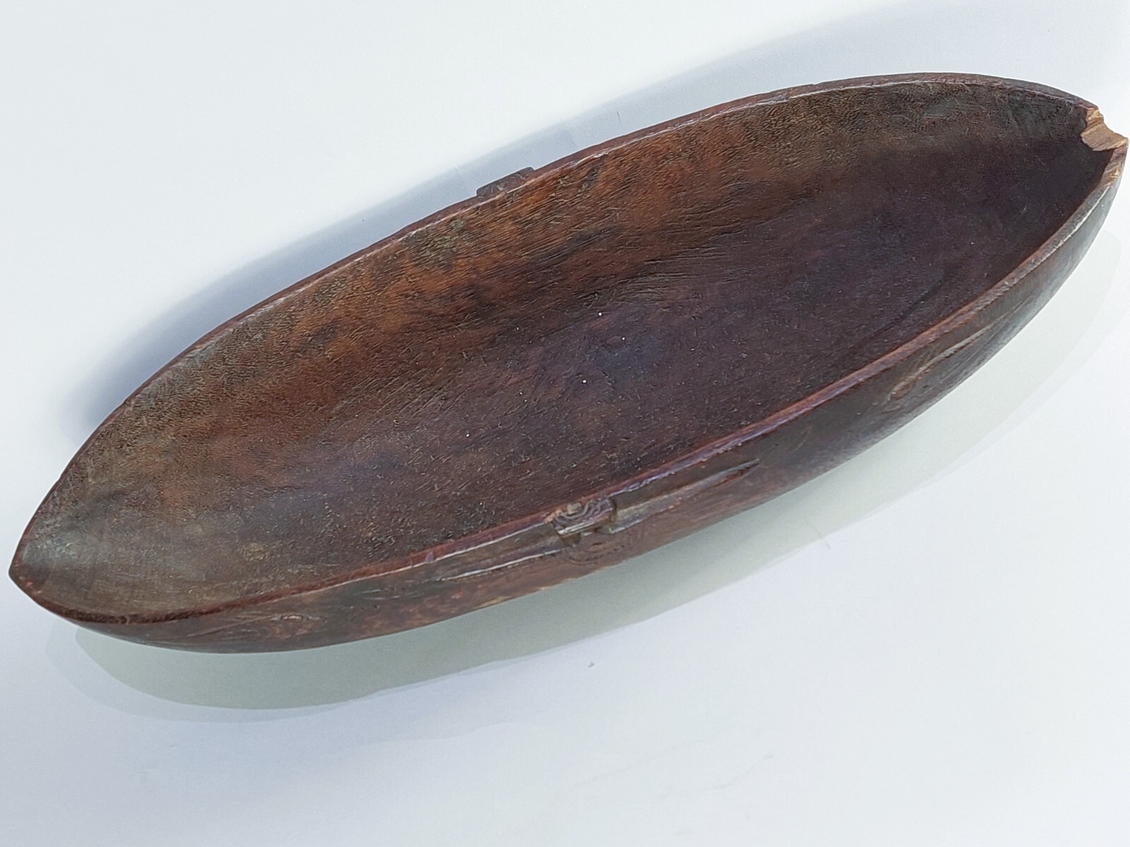NEW GUINEA TAMI ISLAND, SIASSI, IRON WOOD BOWL