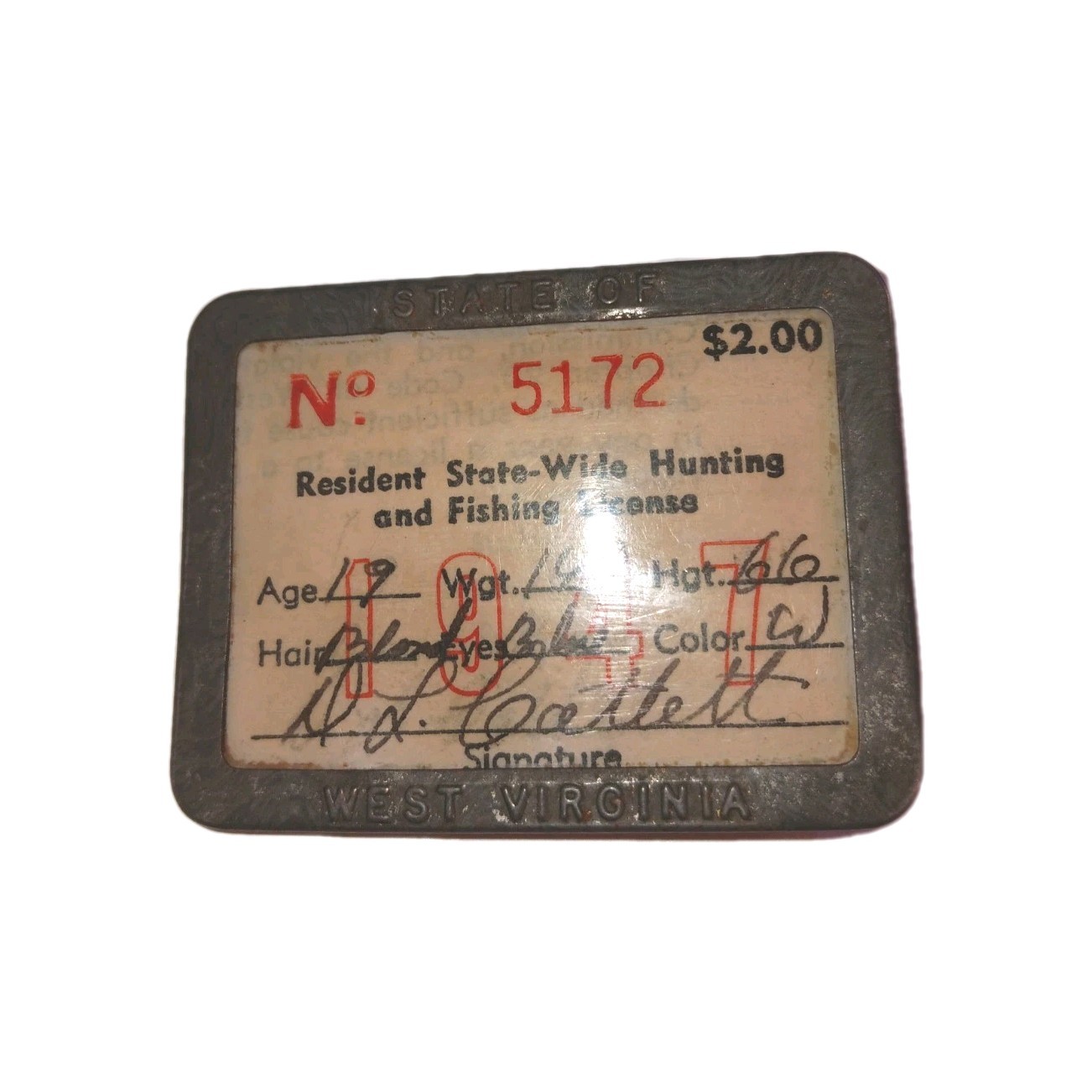 Vintage West Virginia Resident Hunting & Fishing License ( Pin Back )