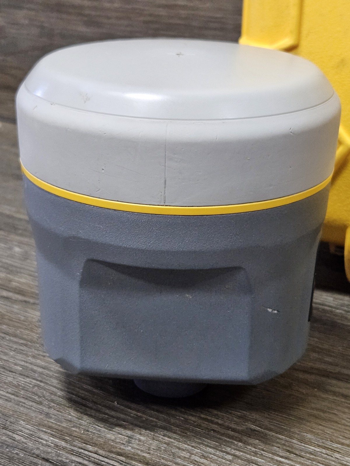 Trimble R10 GPS GNSS Beidou Galileo RTK Receiver Base or Rover 403-470MHz UHF