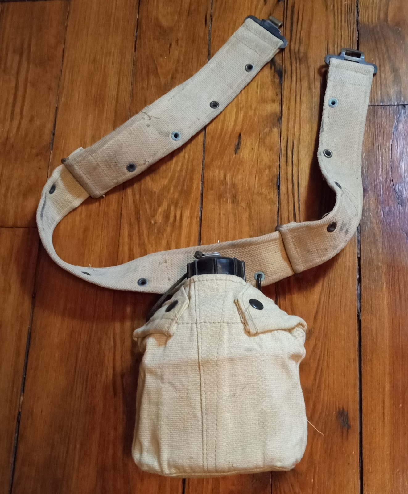 Iraqi Equipment Belt & Canteen w Cup & Cover Brit Patt 44 Khaki Lot 70s 90s OIF