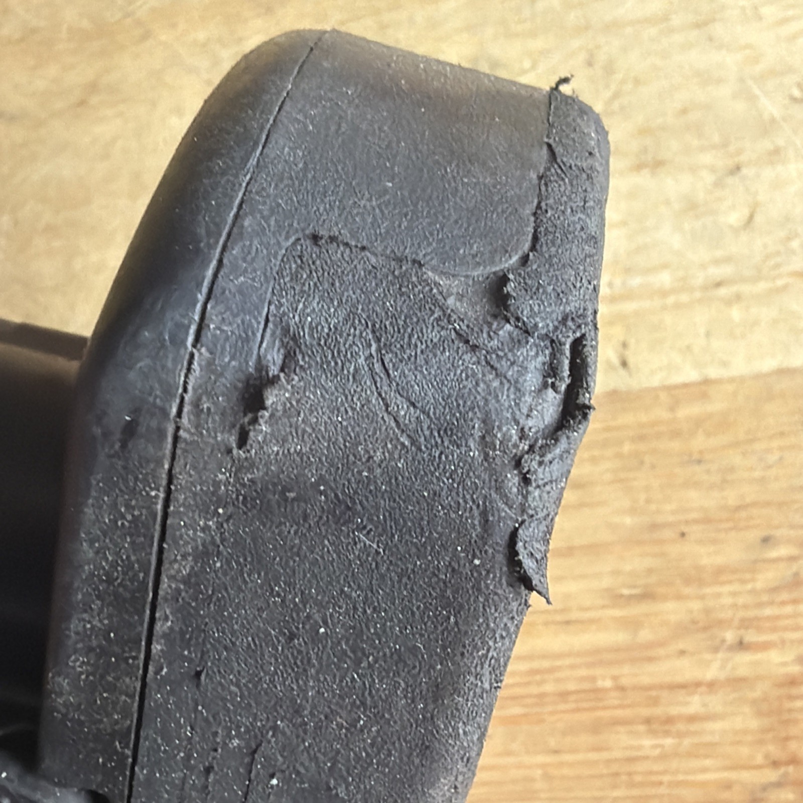 Snap On Tools Cordless Long Neck Ratchet 1/4" Drive Green W/ 1 Battery CTR717G