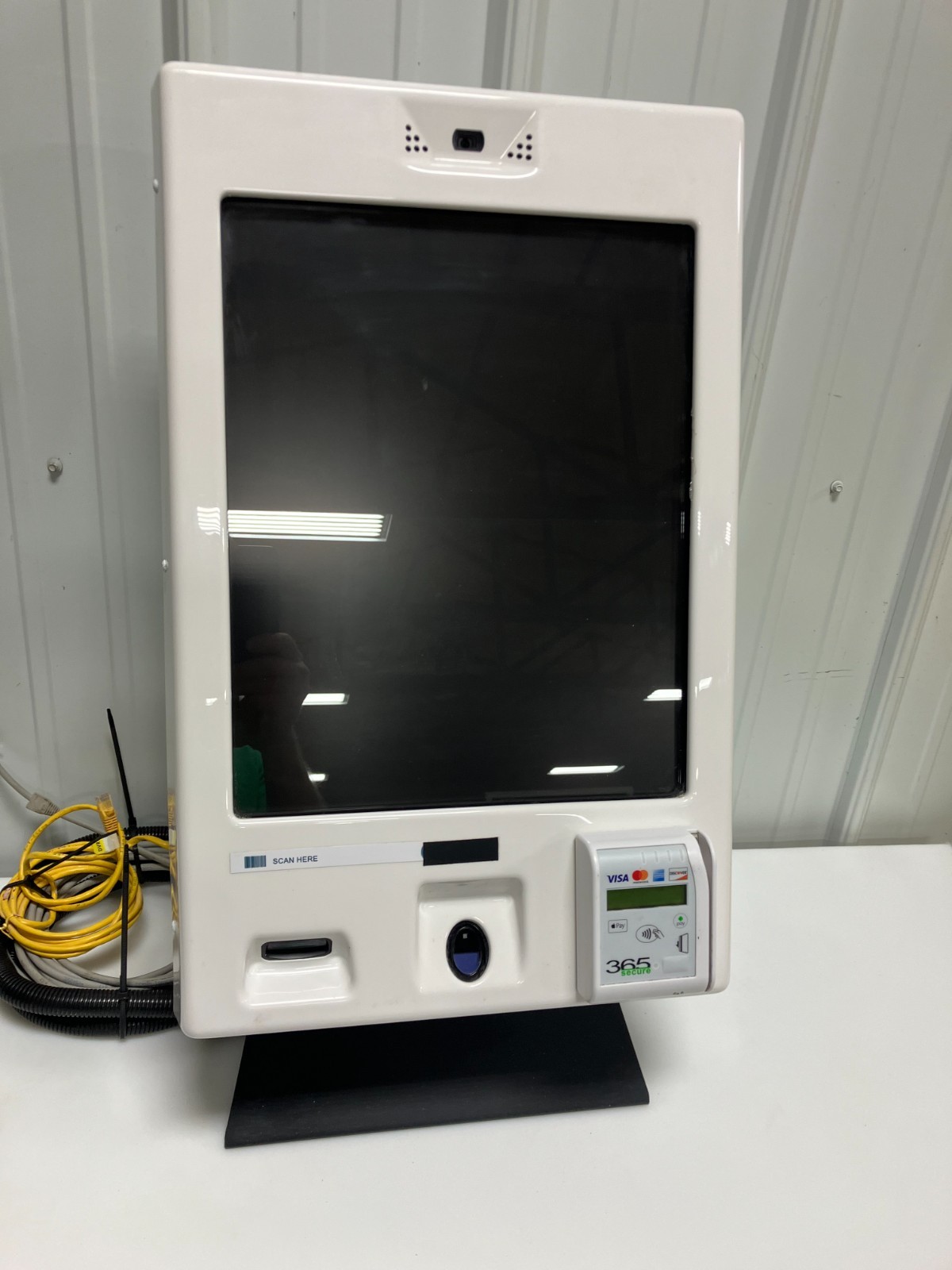 365 Retail Markets POS Self Checkout Micro Market Kiosk Model G3U/G3CA Free Ship