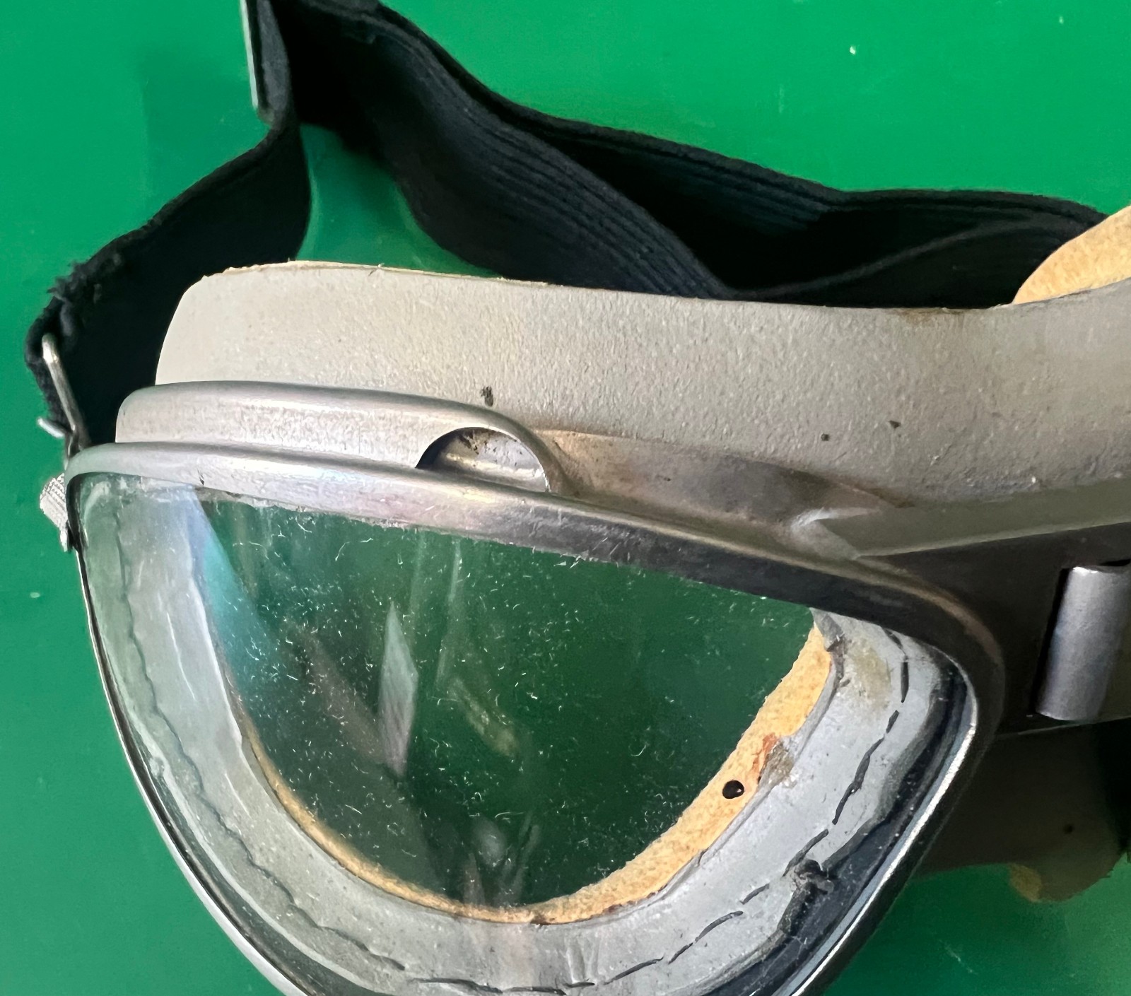 CHAS. FISCHER AN-6530 FLYING GOGGLES- 100% ORIGINAL