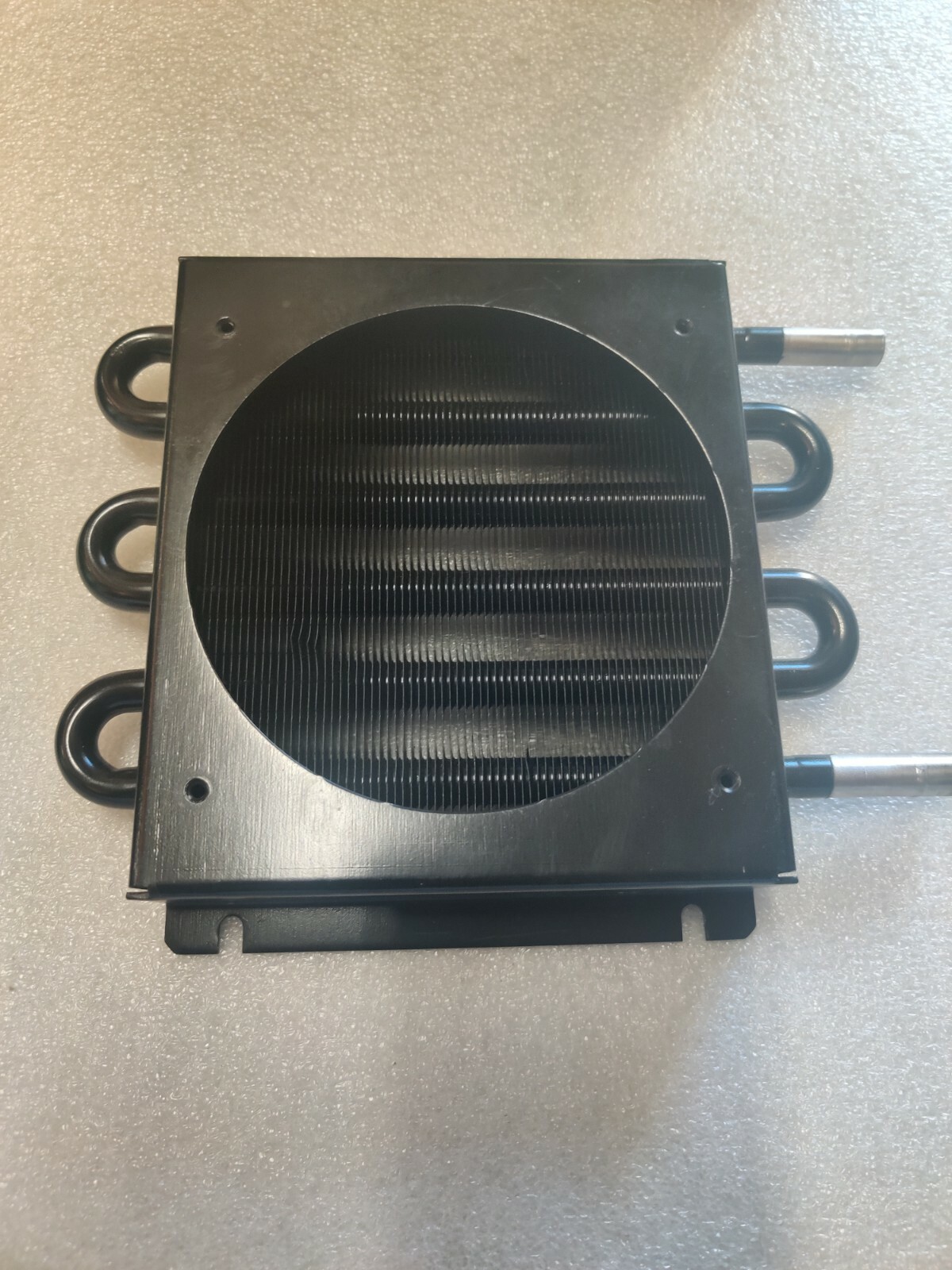 Aavid-Boyd's Lytron 4105G1SB 4000 Series stainless steel tube-fin heat exchanger