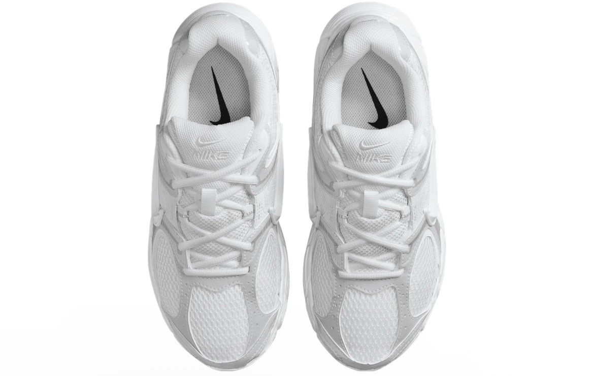 Nike V5 RNR White Black Metallic Silver HQ7901-101 Women's Sneakers Size NEW