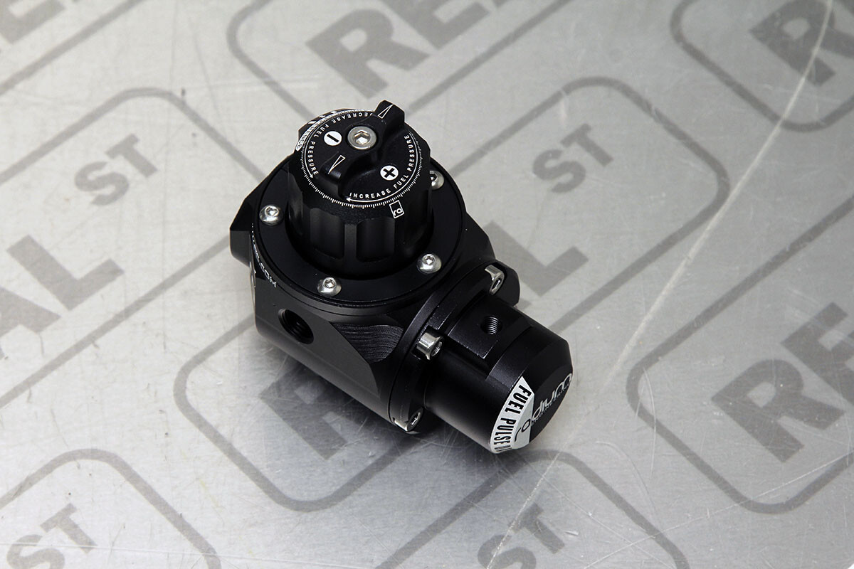 Radium FPRD-RA Fuel Pressure Regulator Damper 10AN In /Out with 6AN 8AN Fittings