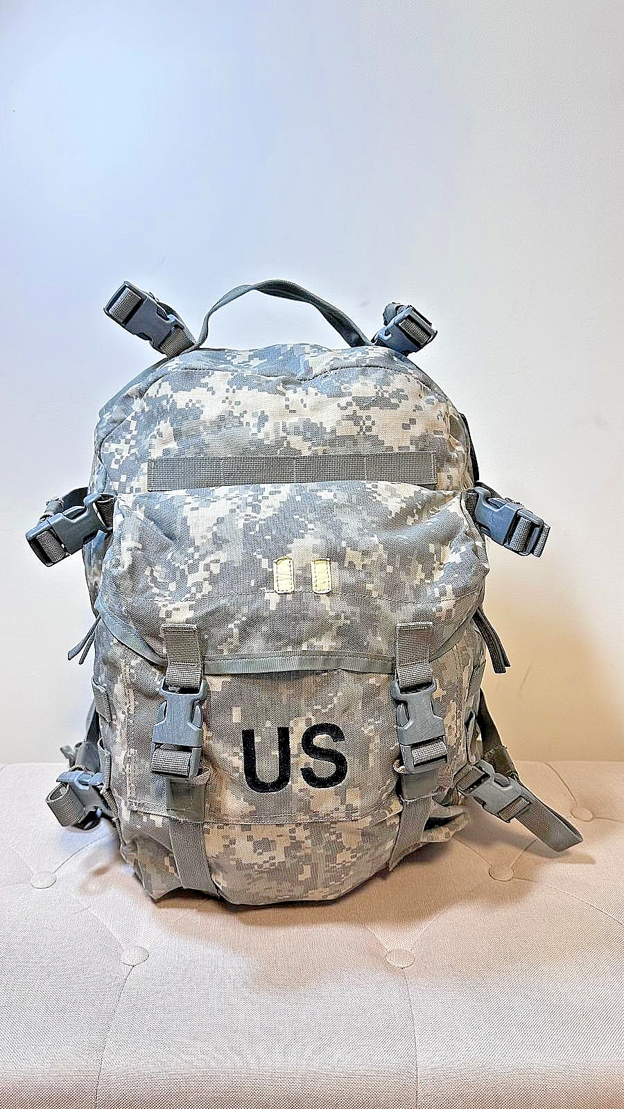 USGI MOLLE II 3-Day Assault Pack ACU UCP Army Tactical Backpack Military