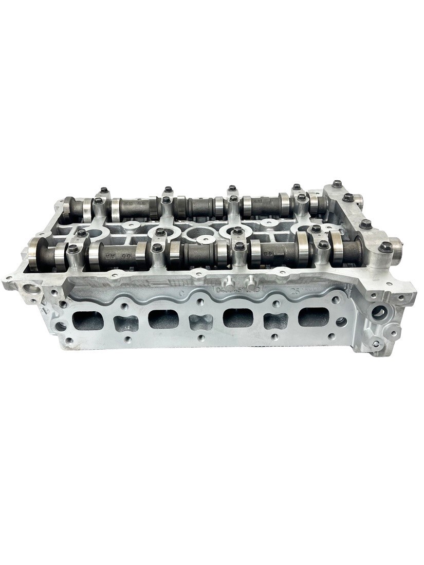 Genuine Dodge Chrysler Jeep 1.8L 2.0L 2.4L Cylinder Head Assembly 04884510