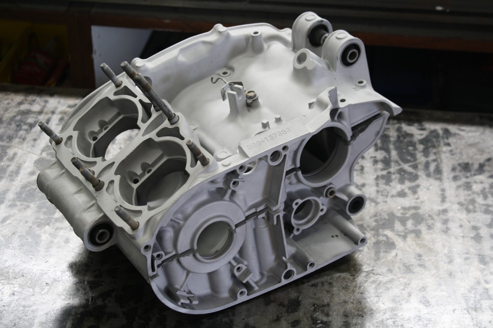 YAMAHA BANSHEE MATCHING OEM CASES BANSHEE UPPER CASE BANSHEE LOWER ENGINE CASE