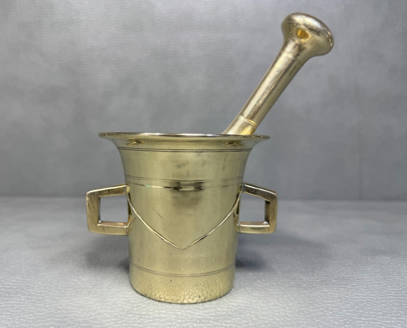 Vintage Mid Century Modern MCM Brass Mortar and Pestle 4 pounds