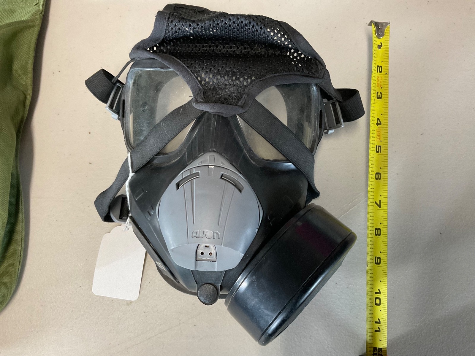 avon pc50 gas mask, clear goggles , with pouch . military grade