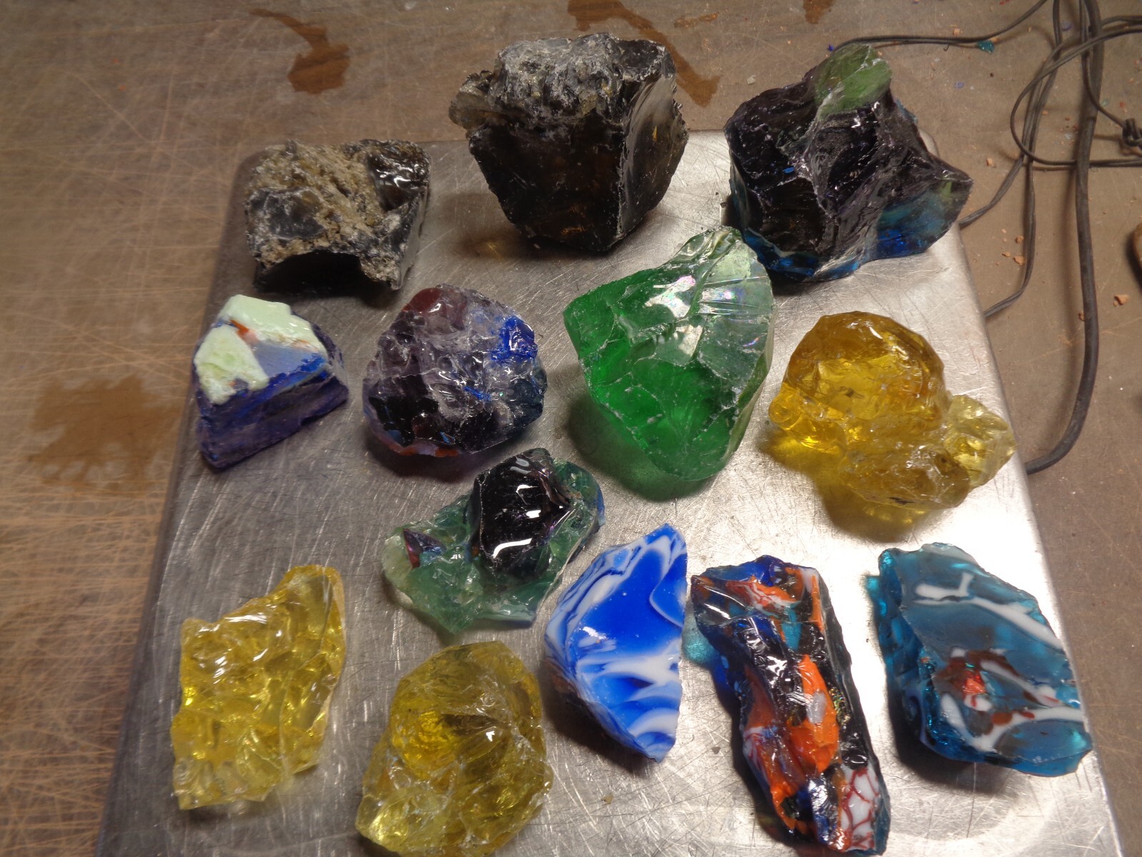 Glass Rock Slag Pretty Multi Colors 5.2 lbs UU28 Rocks Landscaping Aquarium