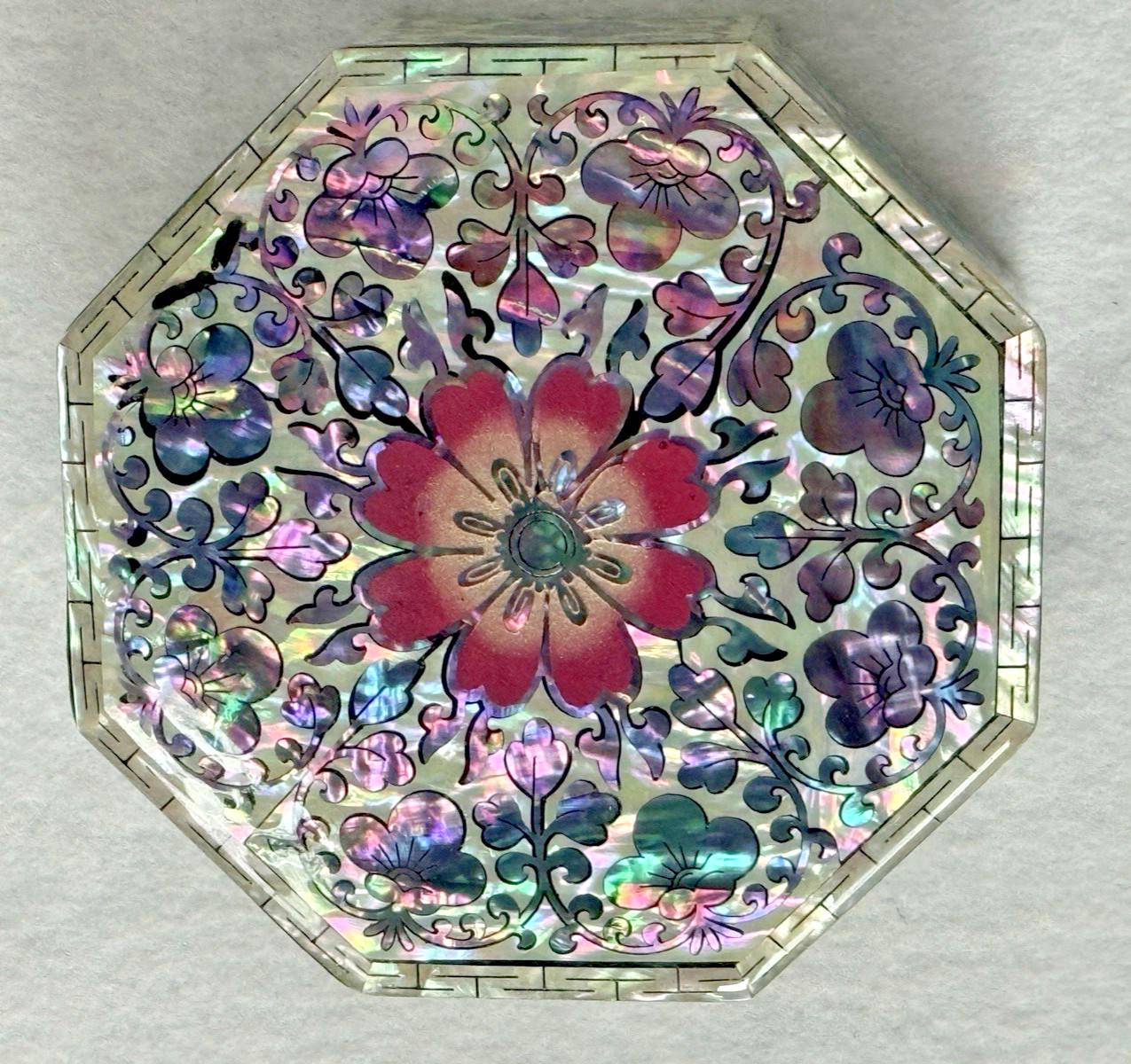 Floral ASIAN LACQUERED OCTAGON Trinket Jewelry BOX MOTHER OF PEARL INLAY