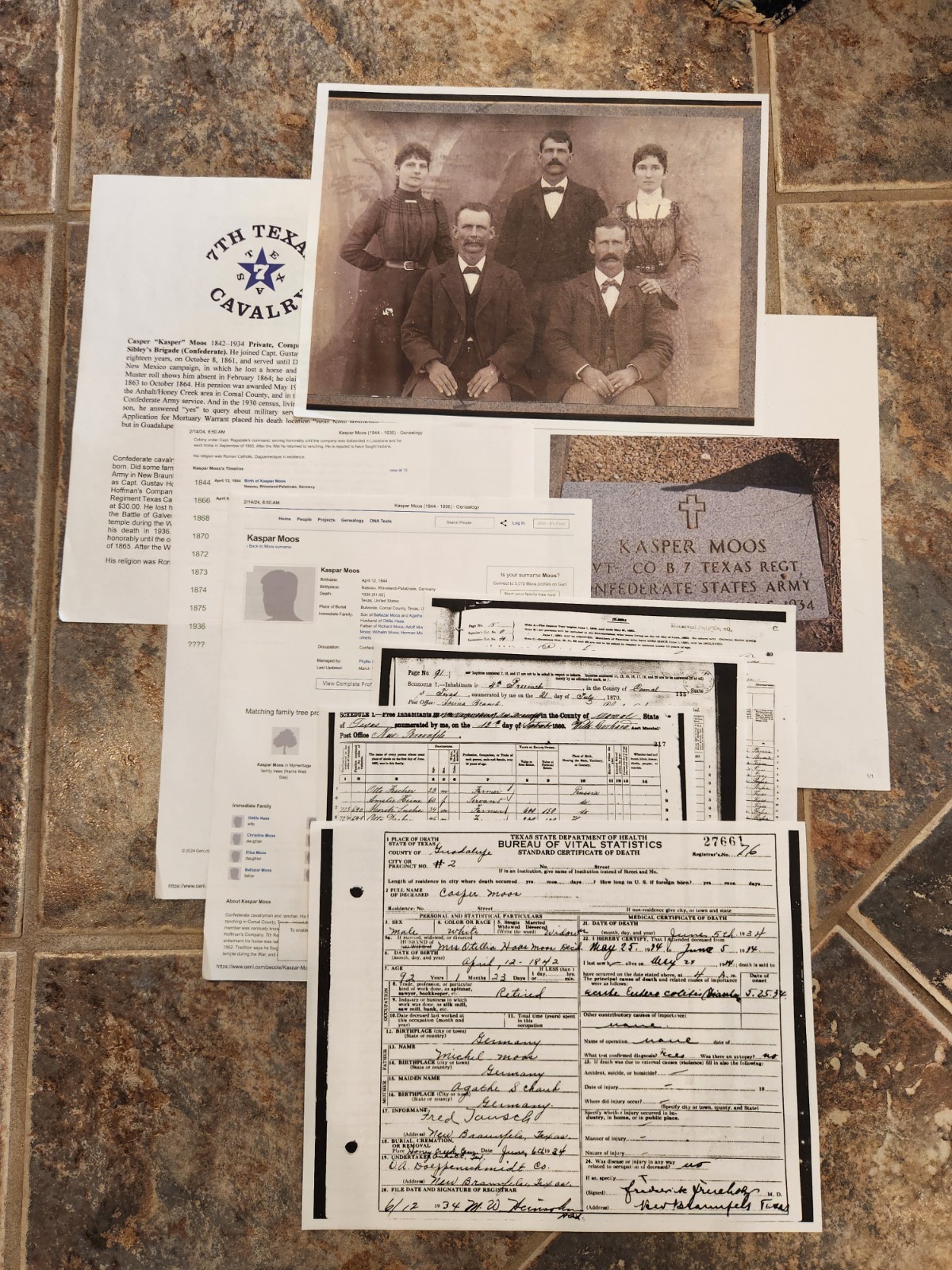 Nice Lot of 2 7th Texas Cavalry Civil War Soldiers Portrait Photos in Cases