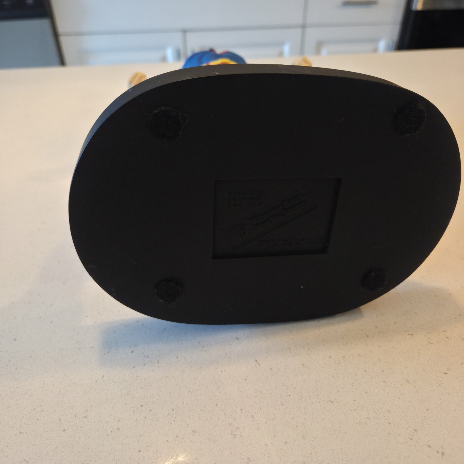 SUPERMAN WARNER BROS STUDIO STORE FULL-SIZE STATUE .. 13" TALL