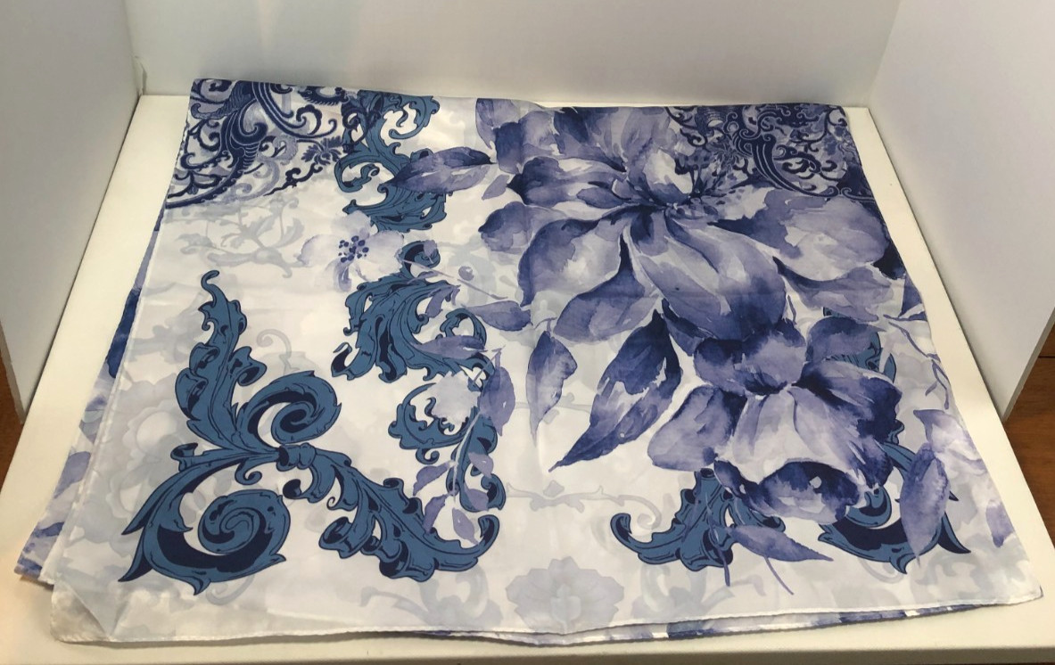 ASILK Scarf, Blue and White, 100% Silk, China, 66.9" x 21.7"