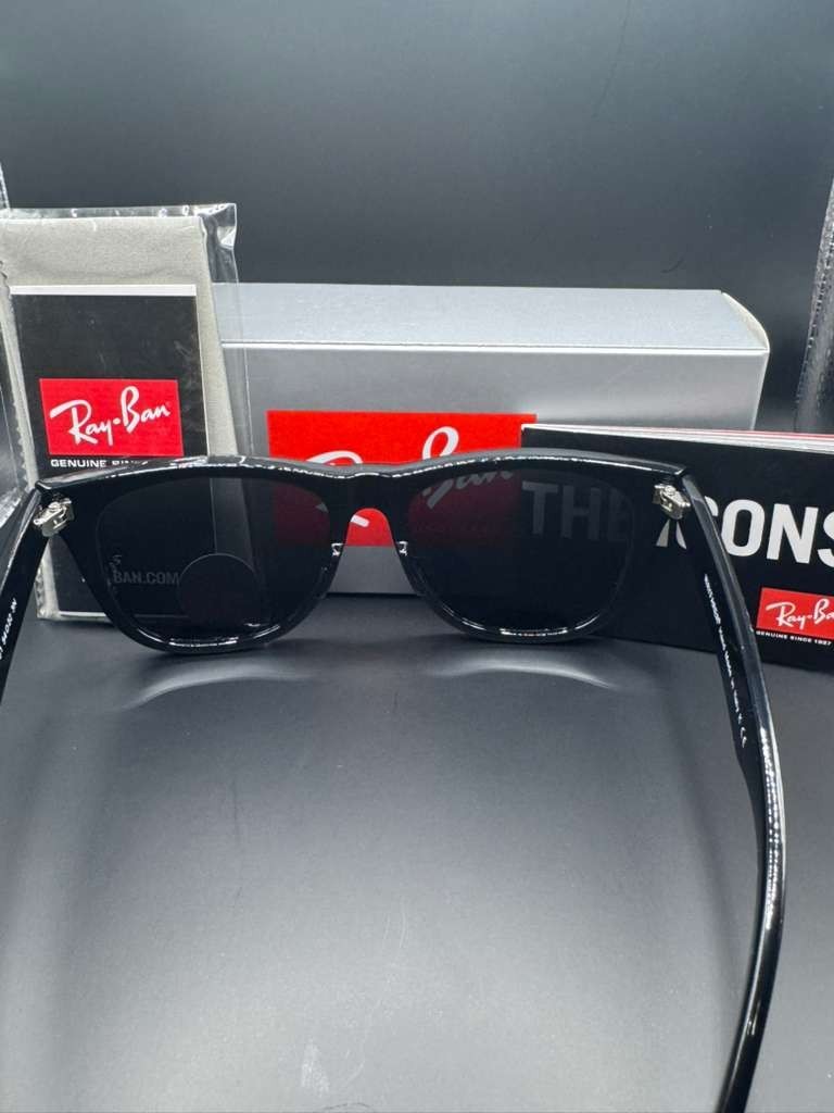 Ray-Ban RB2140 Original Wayfarer Polarized Sunglasses Black Frame Black Lens