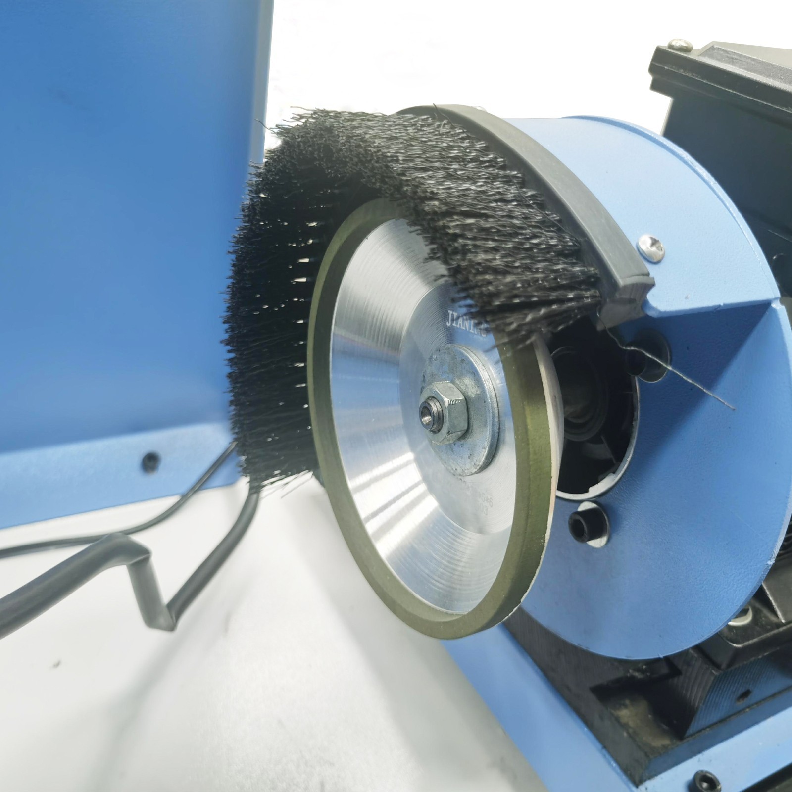 220V Automatic Round Blade Sharpening Machine 50-300mm Blade Grinding Machine