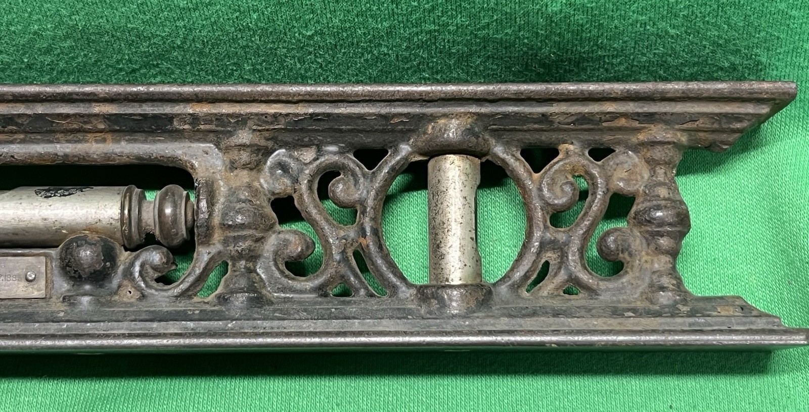 Vintage The Davis Level & Tool Co. 12" Cast Iron Level 1877-1883 Carpenter