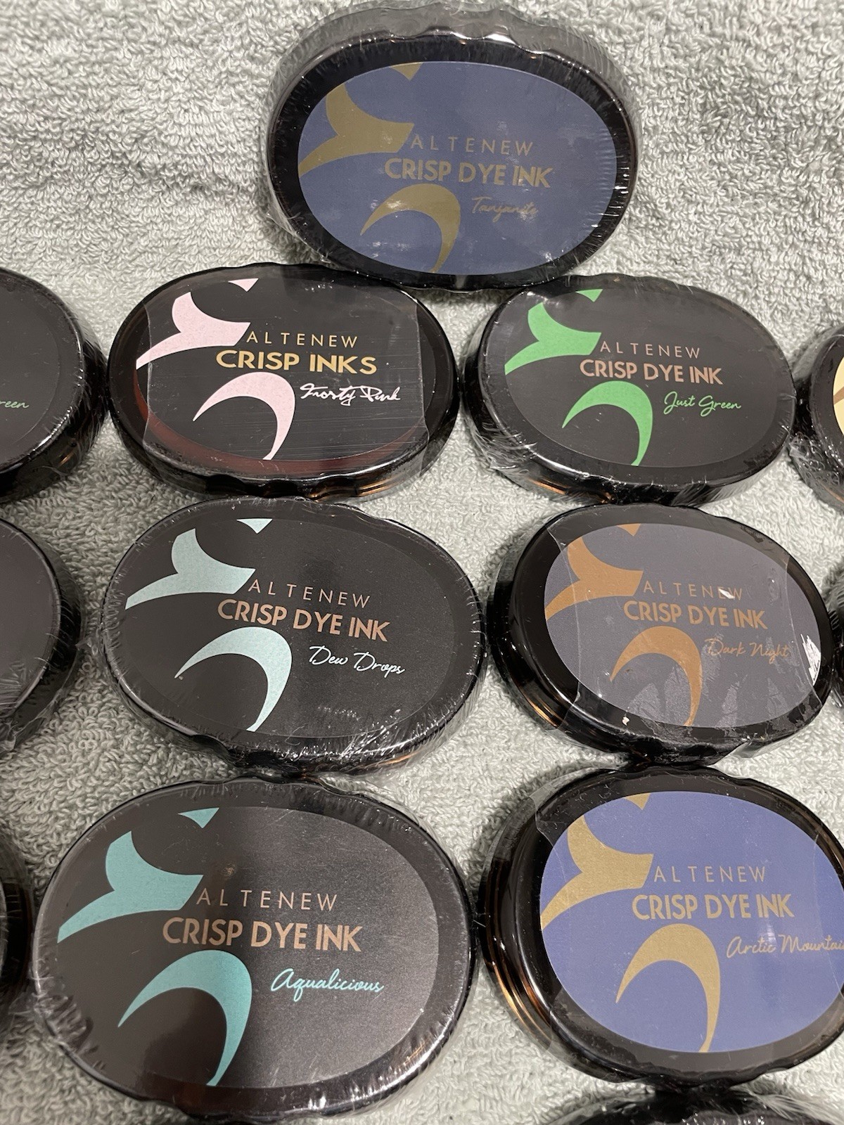 Altenew Crisp Dye Ink Pads Assorted Colors Stamping Embossing -LOT OF 43 COLORS!