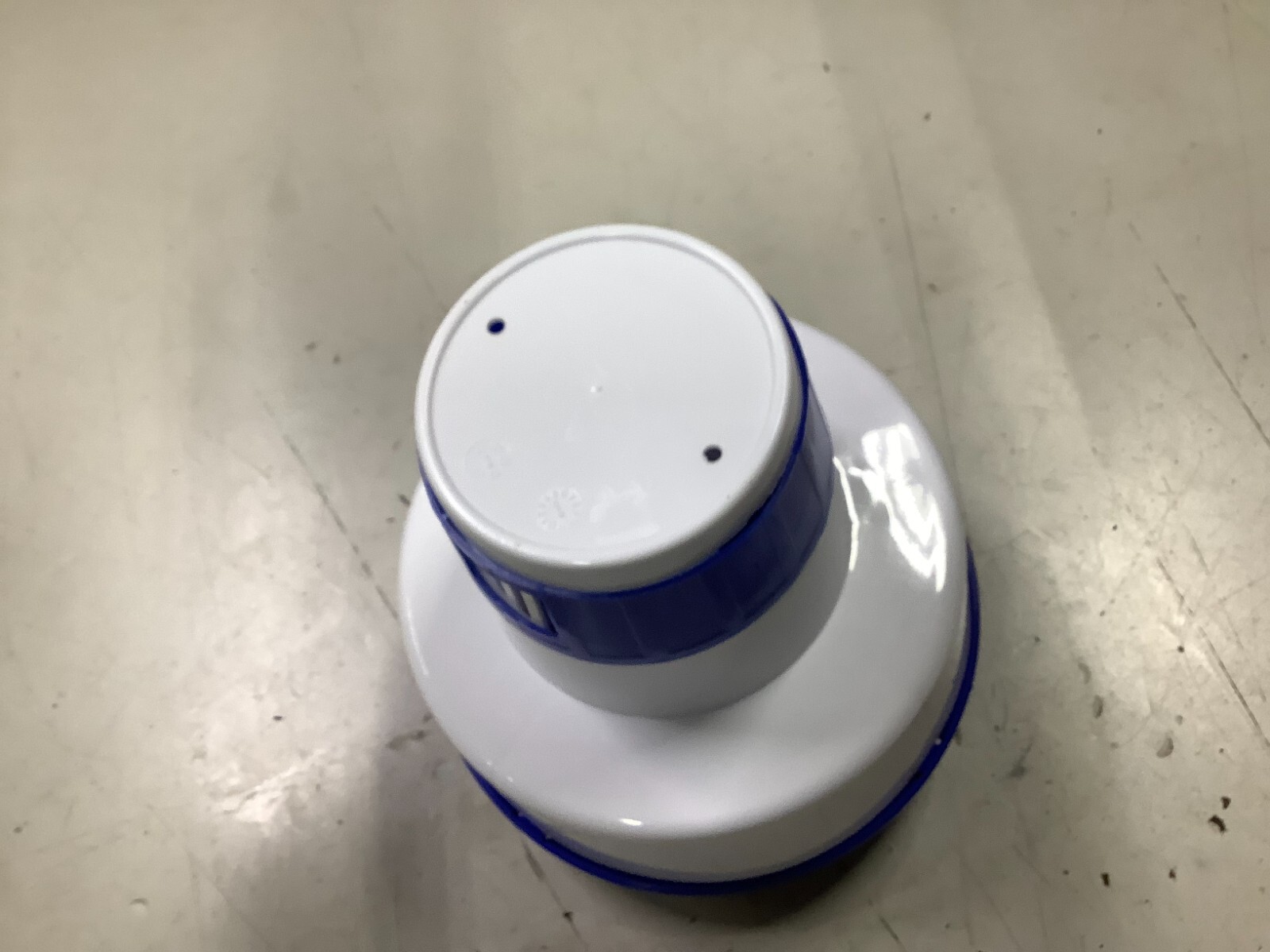 7" Floating Chlorinator Pool Chlorine Tablet Dispenser Collapsible FOR 3" TABLET