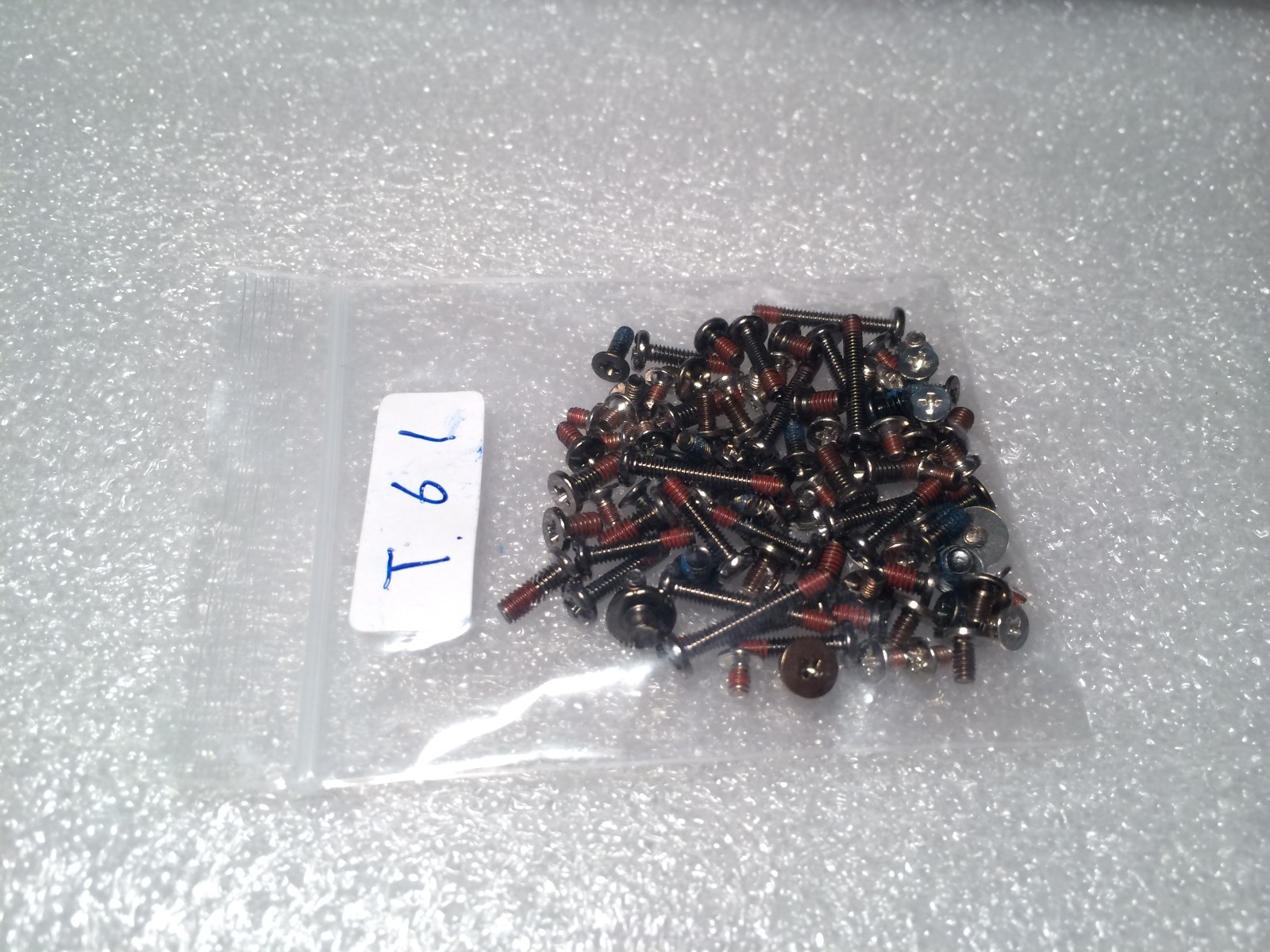 IBM Lenovo thinkpad T61 complete screws set for one Laptop assembly.